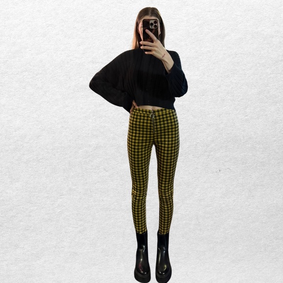 Charlotte Russe Yellow & Black Plaid Skinny Pants with O-Ring Zipper - Size Smal - Picture 5 of 5